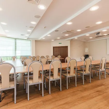 Dziki Potok Konferencje & 3* カルパッチ